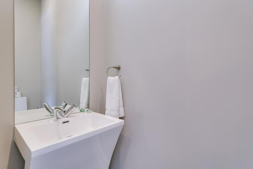Stunning Duplex Condo #1 - Downtown River North Chicago Esterno foto